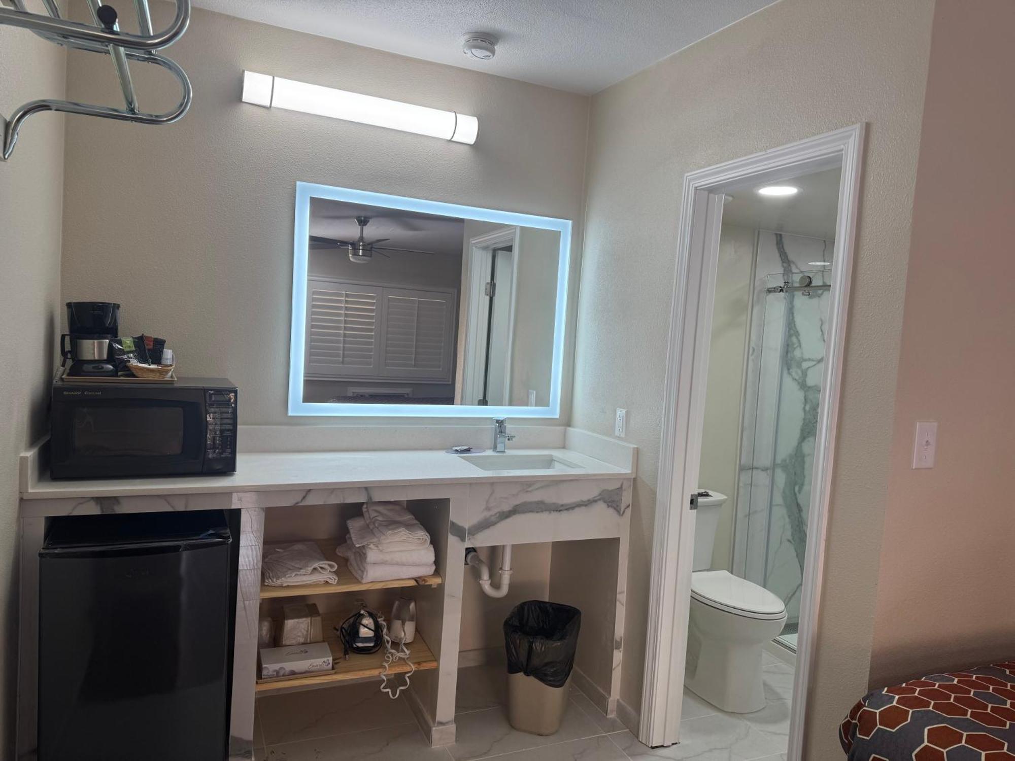 Townhouse Inn And Suites Brawley Екстер'єр фото
