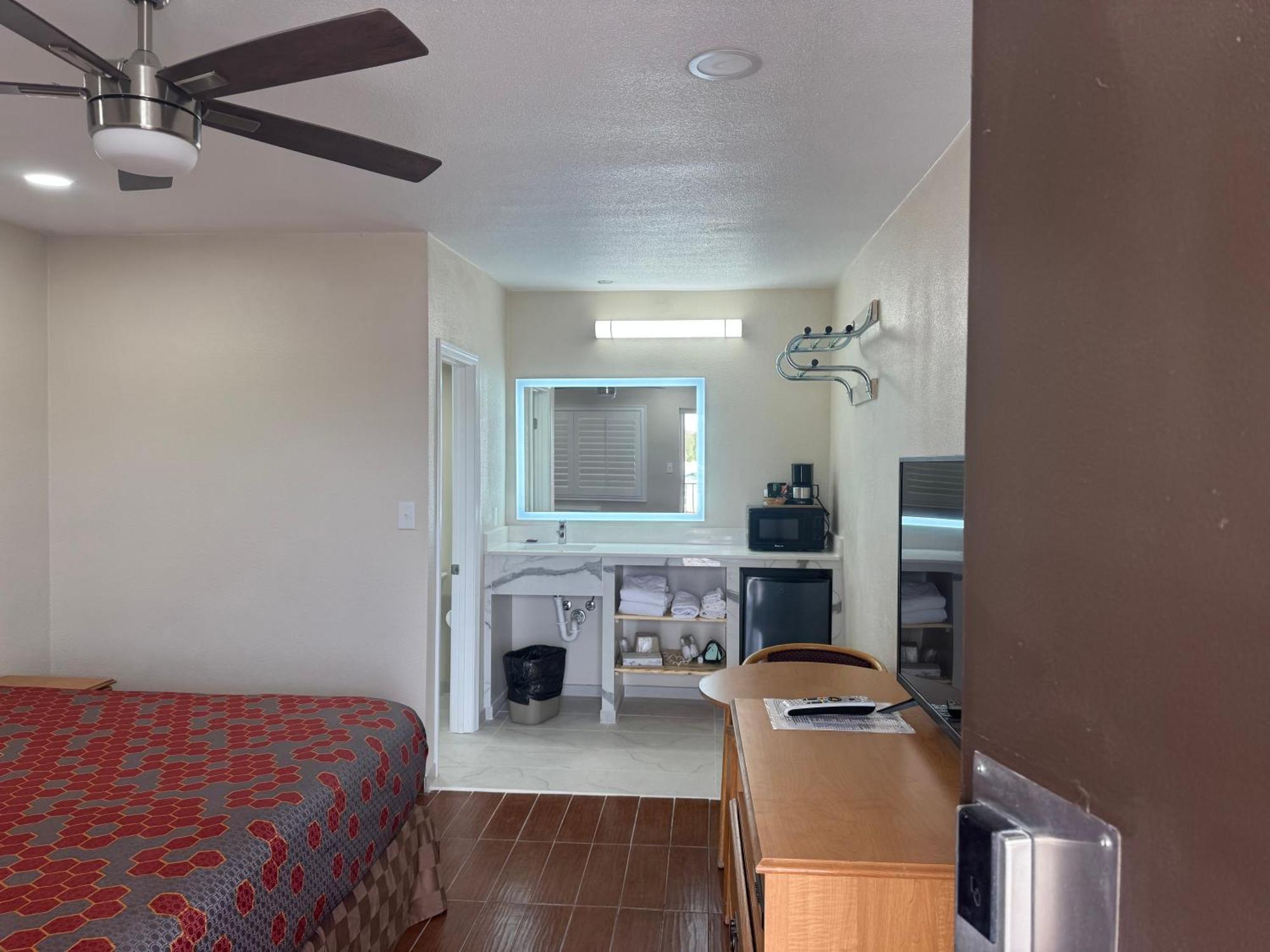 Townhouse Inn And Suites Brawley Екстер'єр фото