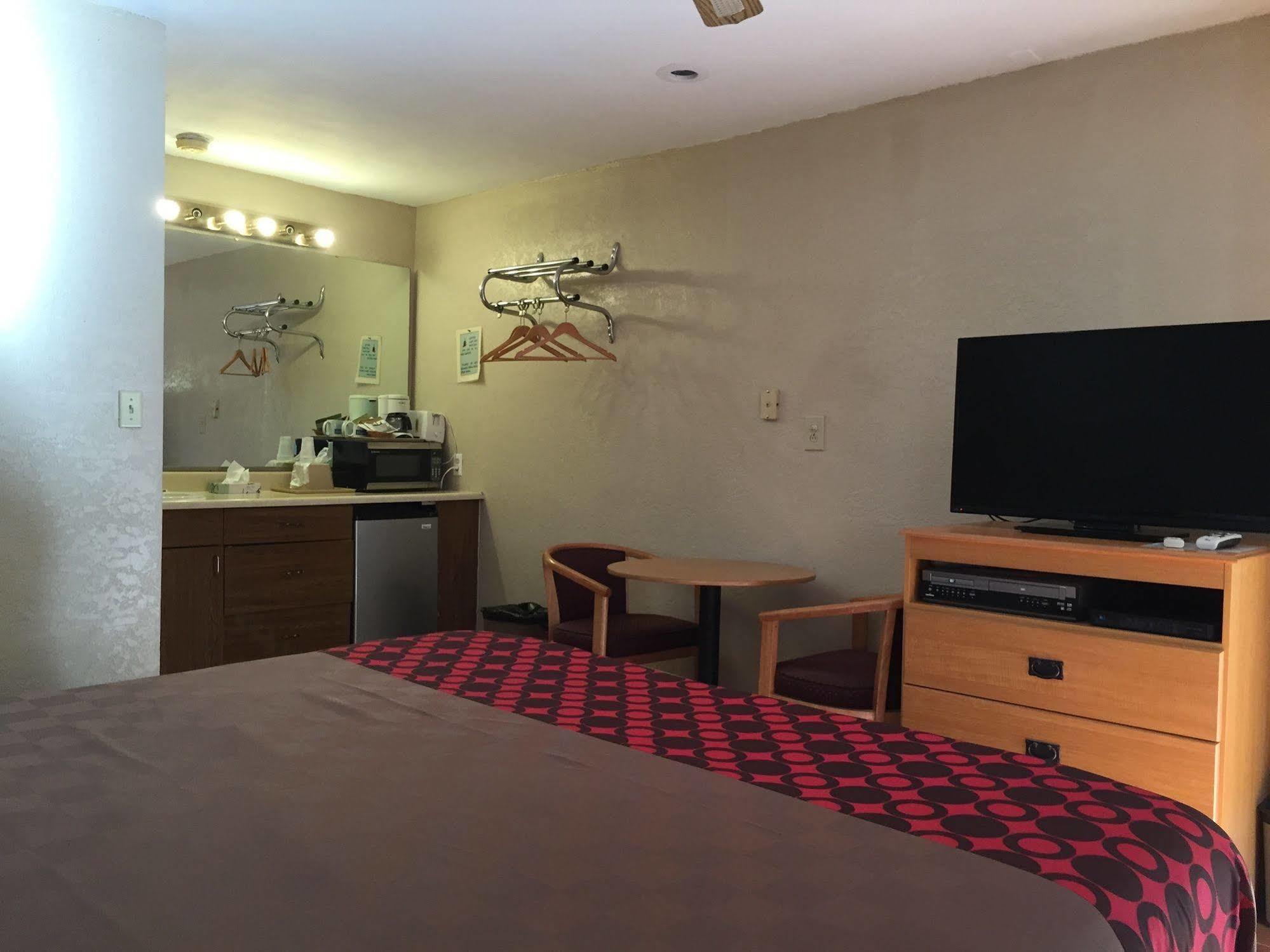Townhouse Inn And Suites Brawley Екстер'єр фото